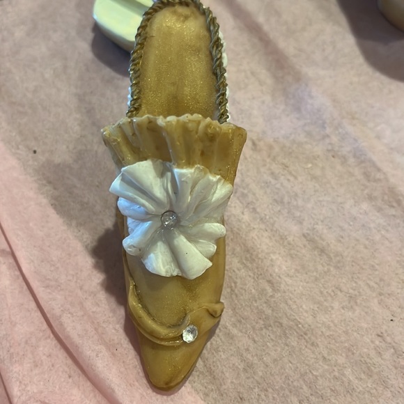 Shoe Collection - Picture 3 of 16